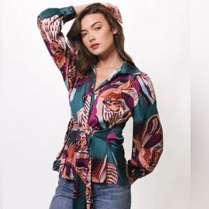 New Hutch Kaylen Colorful Tie-Front Long-Sleeve Blouse